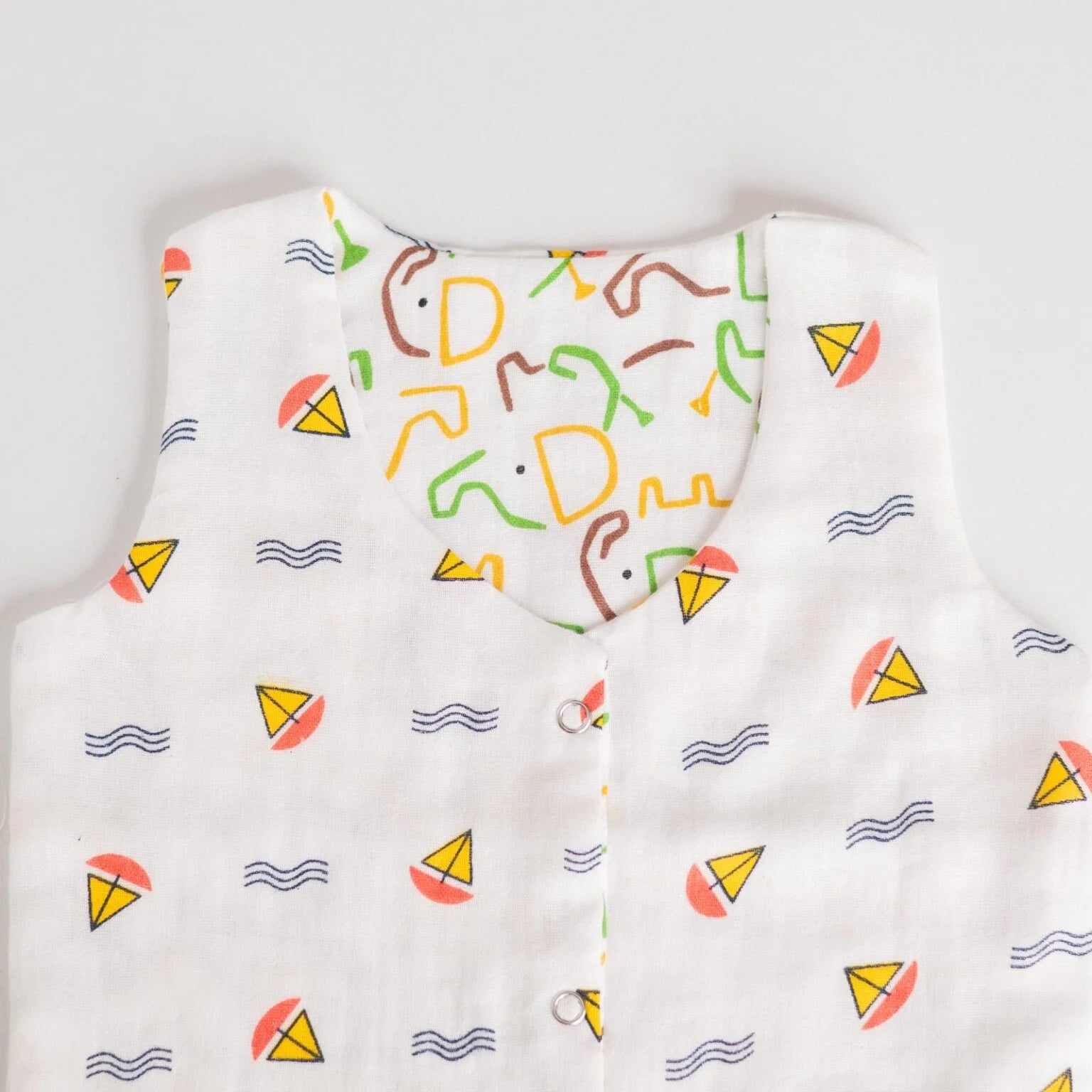 Reversible Muslin Baby Jabla — Boat / Elephant Print