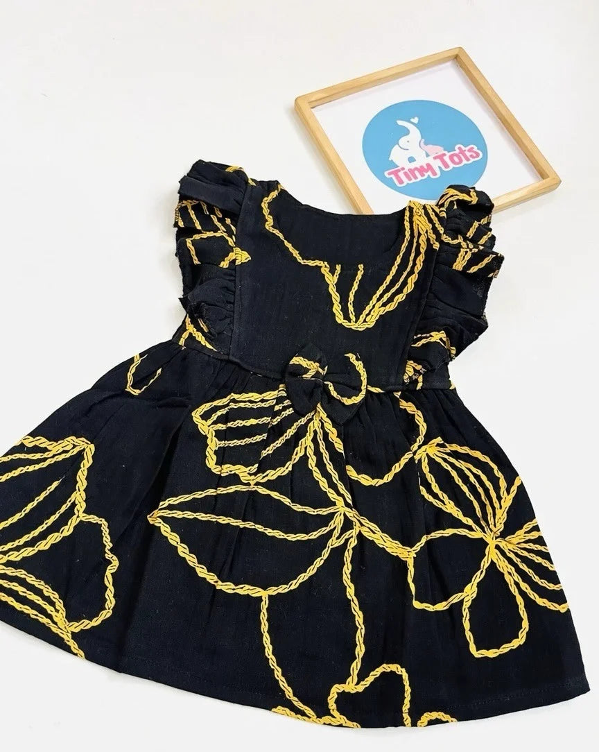 Crinkle Muslin Floral Print Baby Girl Dress with Bow – Black