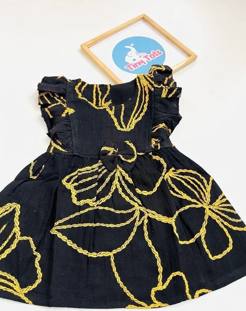 Crinkle Muslin Floral Print Baby Girl Dress with Bow – Black