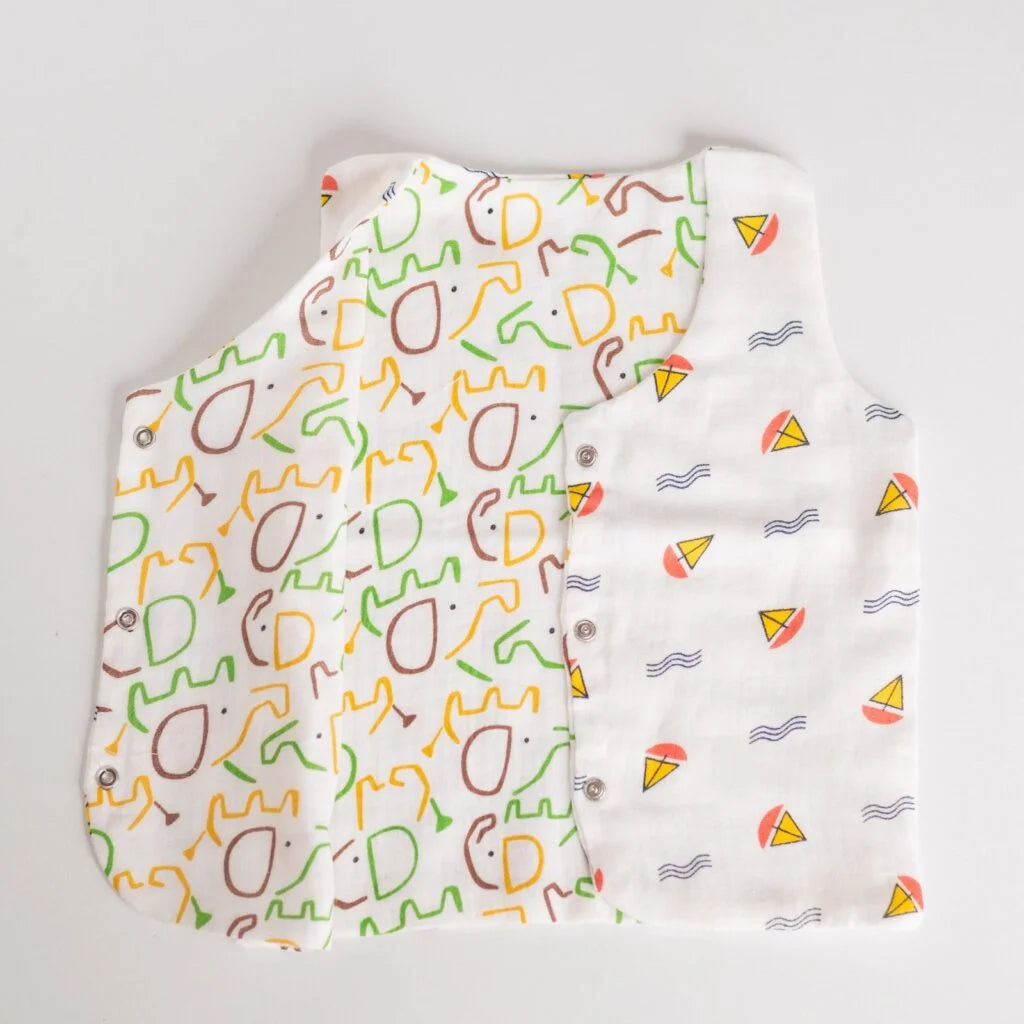 Reversible Muslin Baby Jabla — Boat / Elephant Print