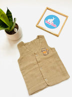Crinkle Muslin Vest – With Cat Embroidery (Sand Beige)