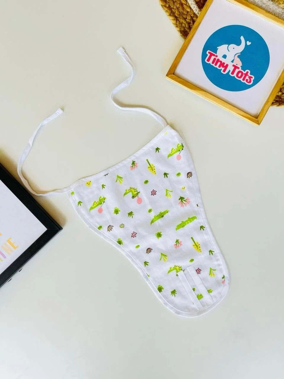Muslin Nappy – Green Dino