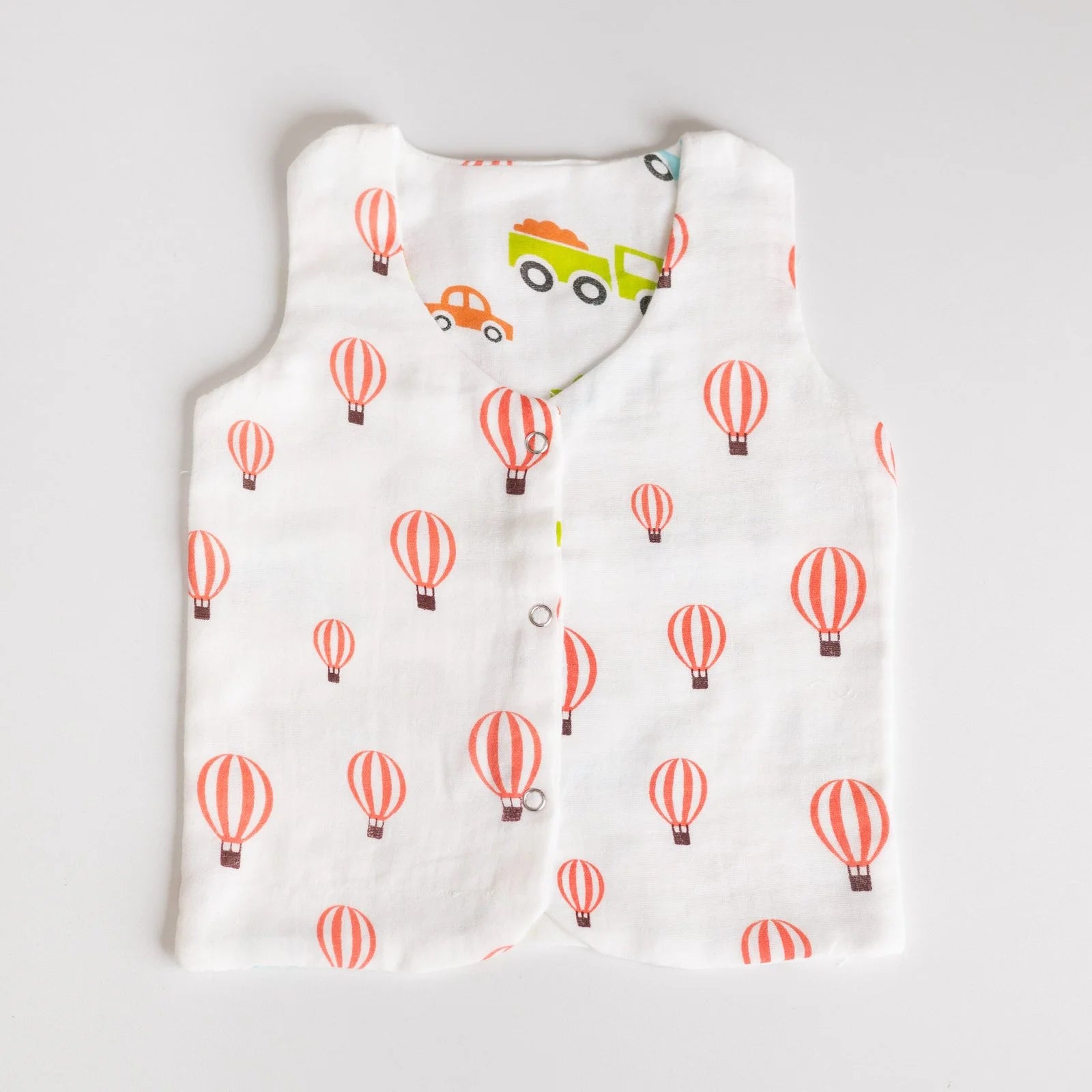 Reversible Muslin Baby Jabla — Parachute / Car Print