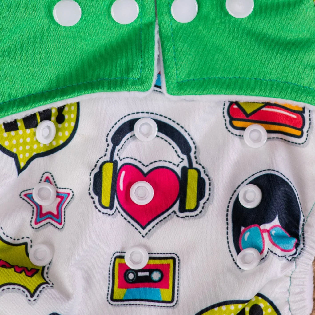 The Tiny Tots Organic Reusable Cloth Diapers – Green Playful