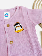 Muslin Sleeve Jabla Set – Pastel Lilac Pink (Music penguin)