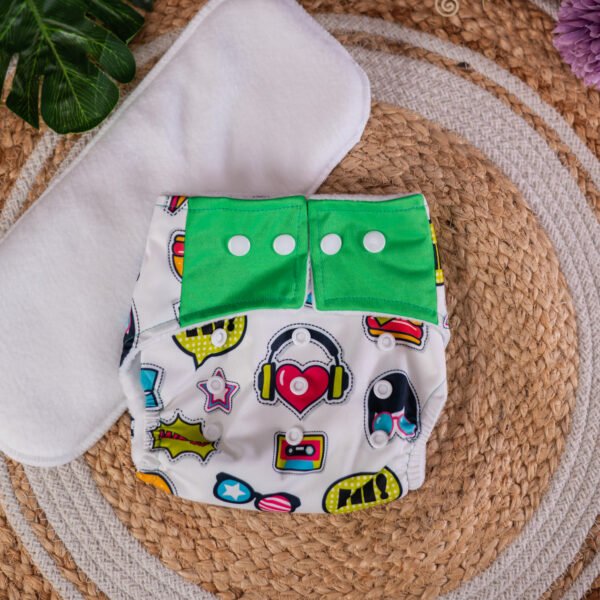 The Tiny Tots Organic Reusable Cloth Diapers - Green Playful