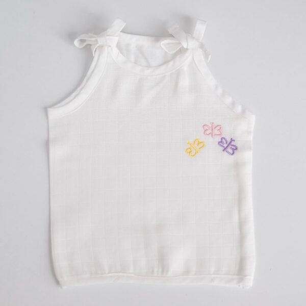 White Muslin Knot Jabla with Butterfly Embroidery – 100% Cotton for Newborns