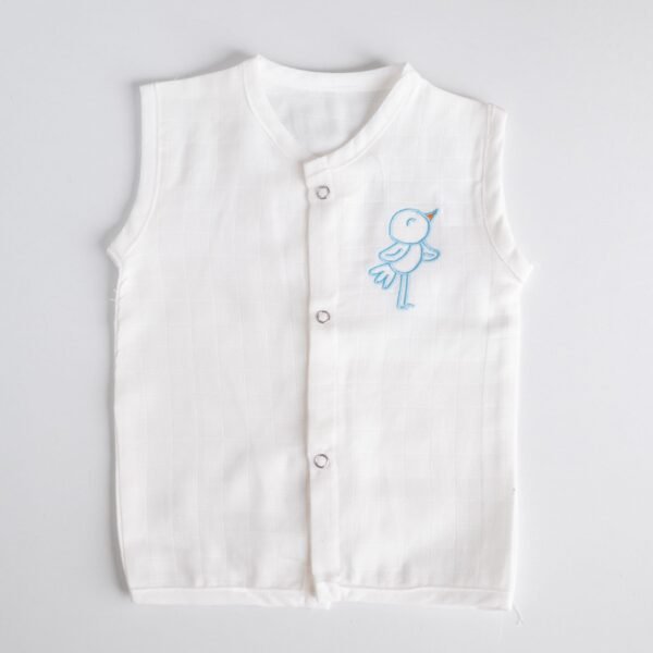 White Muslin Jabla with Embroidered Bird– 100% Cotton for Newborns
