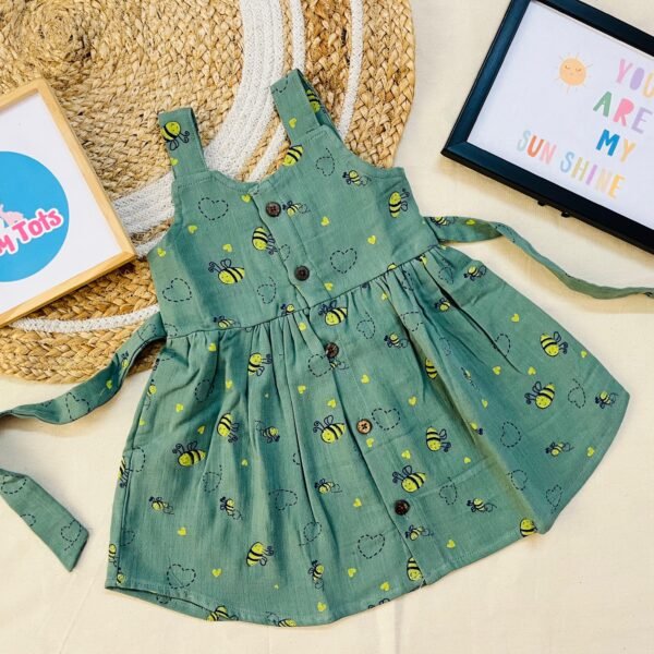 A Green Honeybee - Ria Frock